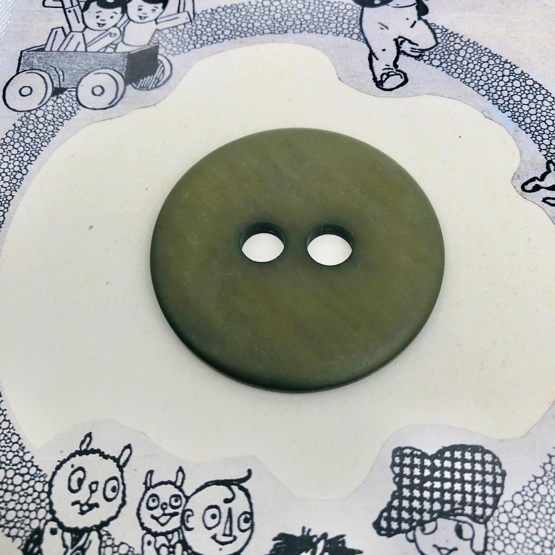 Large Green 1930s Bakerlite Button Mounted on Decorative Card for Use ...