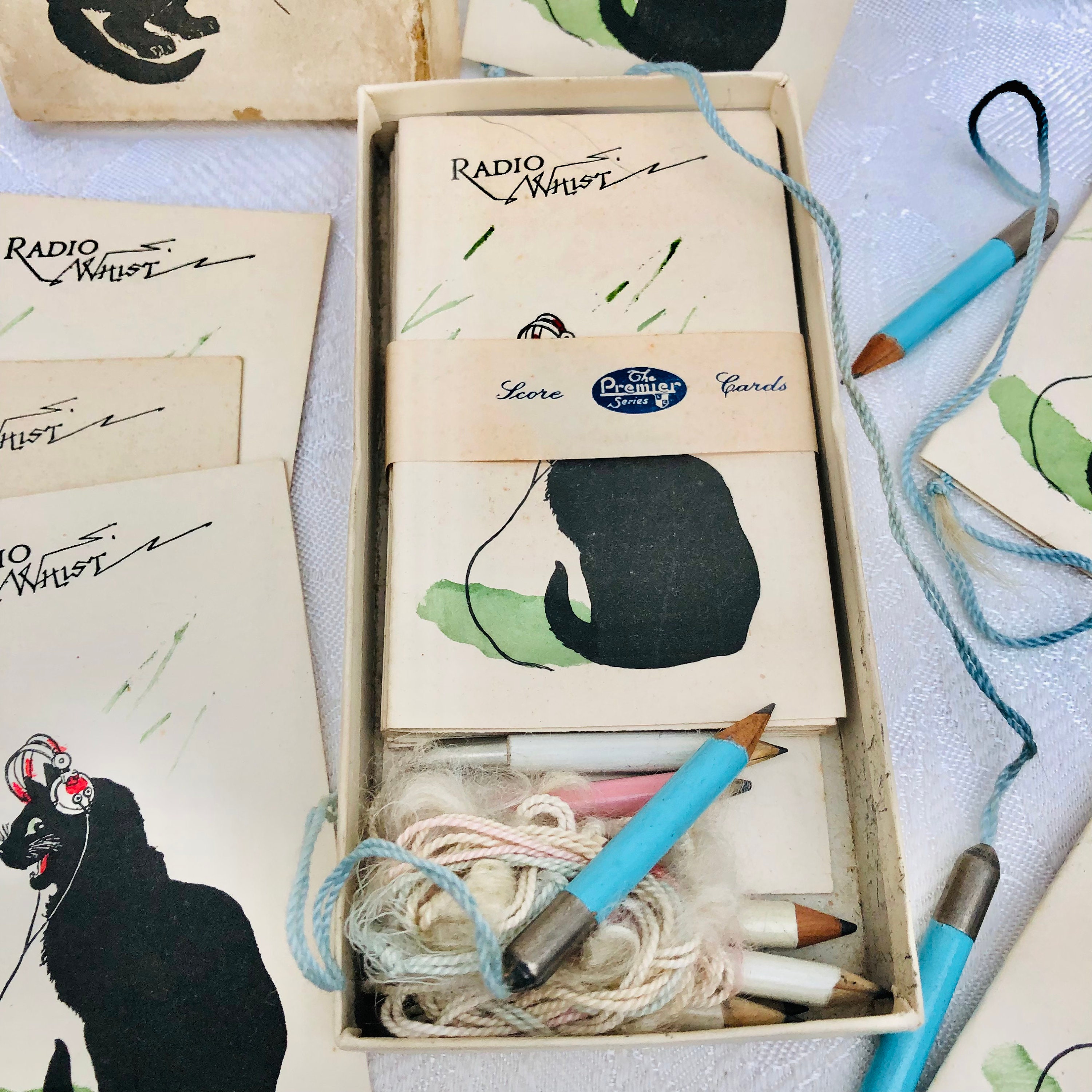 1920s Radio Whist Scoring Cards Wonderful Cat Graphic Etsy 1920s-radio-whist-scoring-cards-wonderful-cat-graphic-etsy