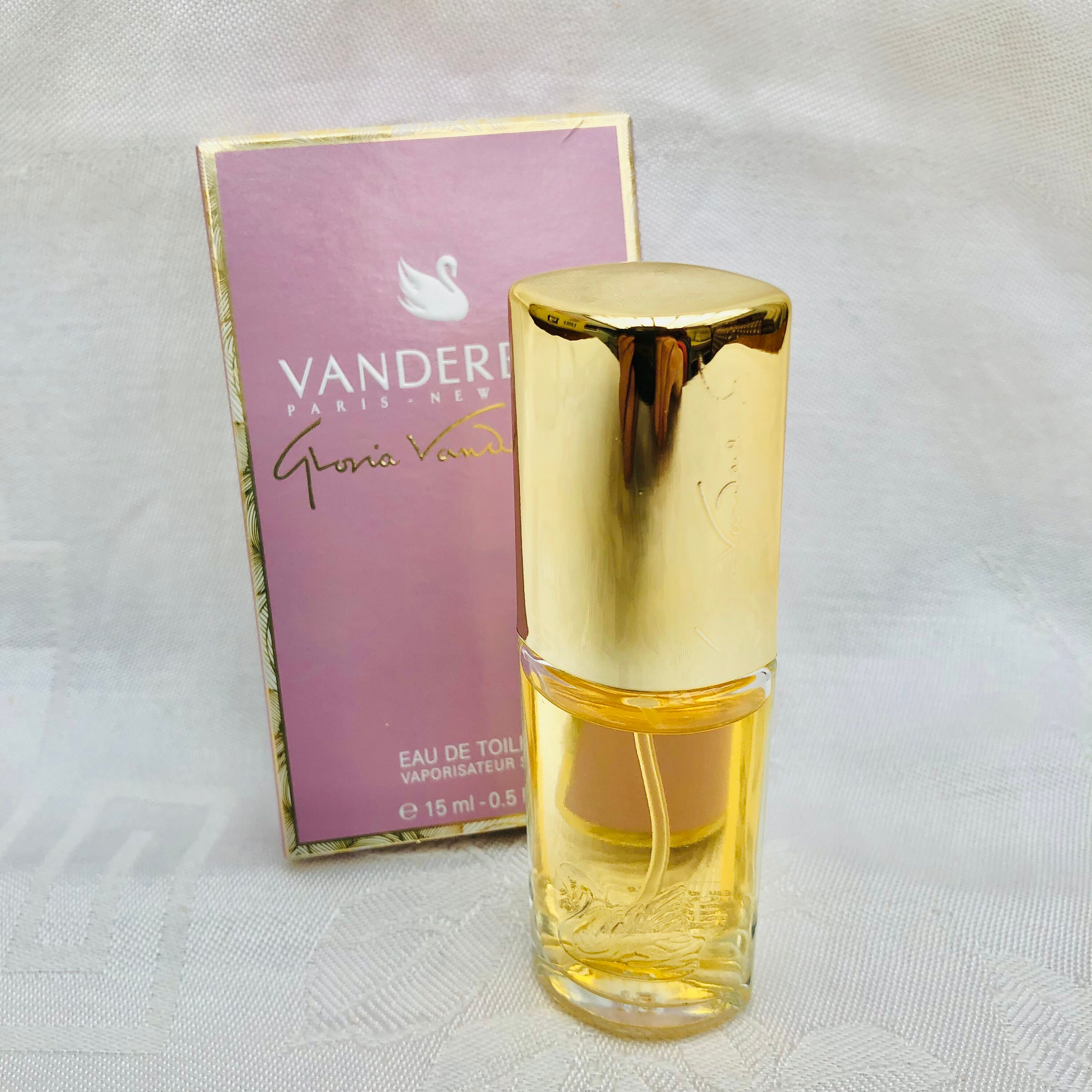 VELO FEMME VINTAGE ancien rare parfum Vanderbilt neuf jamais utilisé