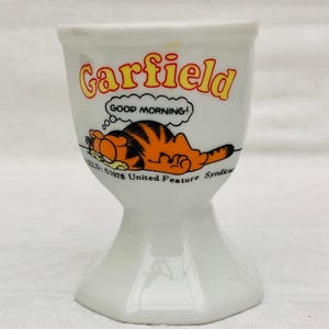 Vintage 1978 Garfield Egg Cup  “Good Morning!!” United Feature Syndicate, Inc.