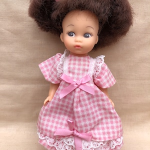 1970s Vintage Amanda-Jane Doll In Her Original Clothes & Shoes, 7 Inch Brunette Made In England