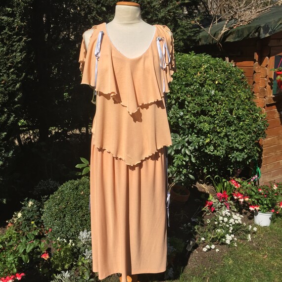 Romantic, Summers evening delight. Authentic outfi