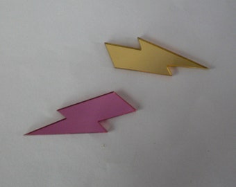 Lightning metal effect pin.