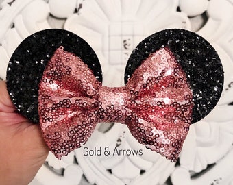 Pink Minnie Bow, Mouse Ears Headband, Minnie Headband, Mouse Ears headband, Mouse Trip, Minnie Party, Sequin Bow, Glitter