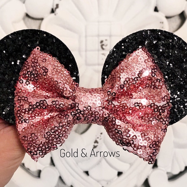 Pink Minnie Bow, Mouse Ears Headband, Minnie Headband, Mouse Ears headband, Mouse Trip, Minnie Party, Sequin Bow, Glitter