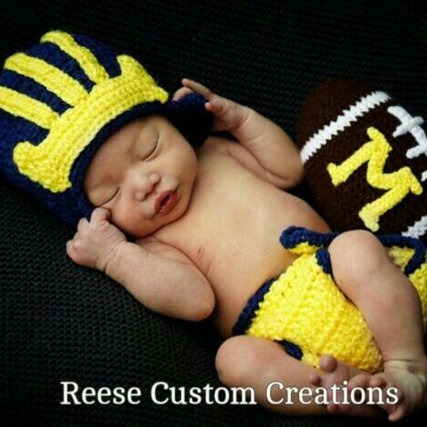 Crochet Uni. of Michigan Football Inspired Newborn Baby Photo Prop Outfit-Michigan Wolverines. 4-5 day Lead Time