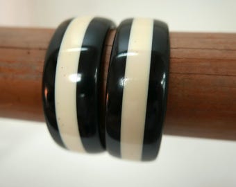 Vintage 1960s Mod Plastic Bangles: Chunky Wide Cuffs