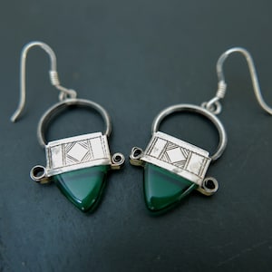 Vintage Tuareg Tribal Sterling Silver Earrings, Etched Silver and Glass Drop Earrings, Ethnic Vintage Jewelry