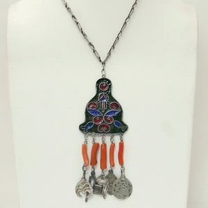 Berber Hamsa Hand of Fatima Pendant Chain Necklace, Tunisian Coral and Enameled Silver, Hallmarked, Old Ethnic Jewelry, Tunisian Berber