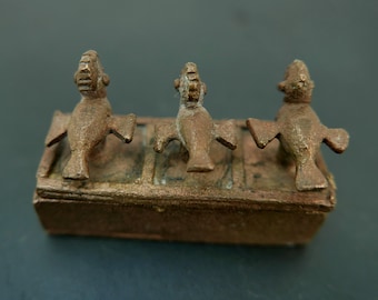 Vintage Ashanti Brass Bird Box: West African Gold Dust Storage
