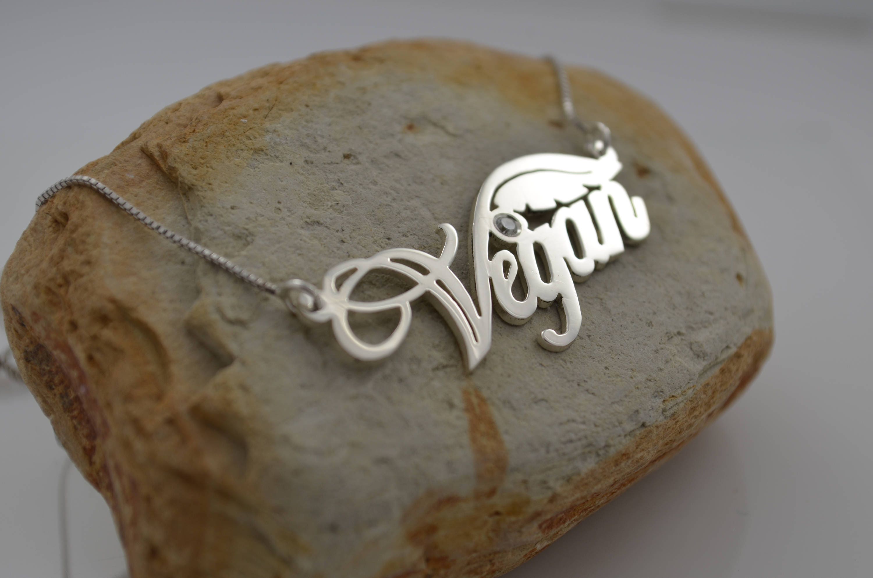 Vegan symbol shop necklace