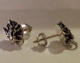 Wolf earrings inspired on Final Fantasy Cloud made on sterling silver .925