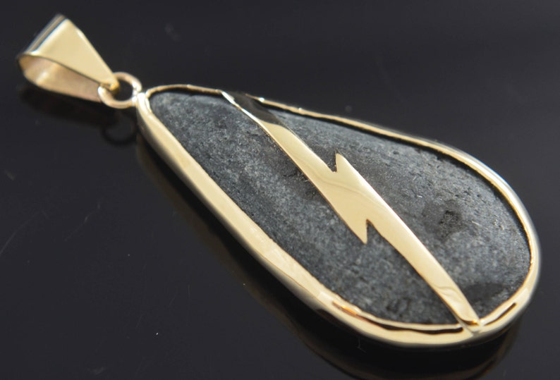 Piedra de Rayo 14 Kilates Piedra de los siete rayos 14k gold Etsy Piedra de Rayo 14 Kilates Piedra de los siete rayos 14k gold Etsy