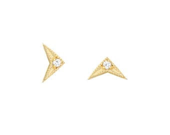 Tiny Arrow Earrings, 14k SOLID Gold, Tiny Stud Earrings, Delicate, Small, Dainty Diamond Earrings, Yellow Gold, Minimalist Jewelry