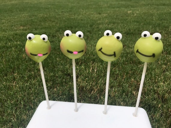 Frog Cake pops, frog theme, frog gifts, frog theme gifts, frog party favors
