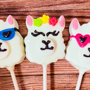 Llama Cake Pops