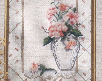 1990s Peach Floral 5x7 Cross Stitch Kit Heirloom Treasure Designs for the Needle 5205