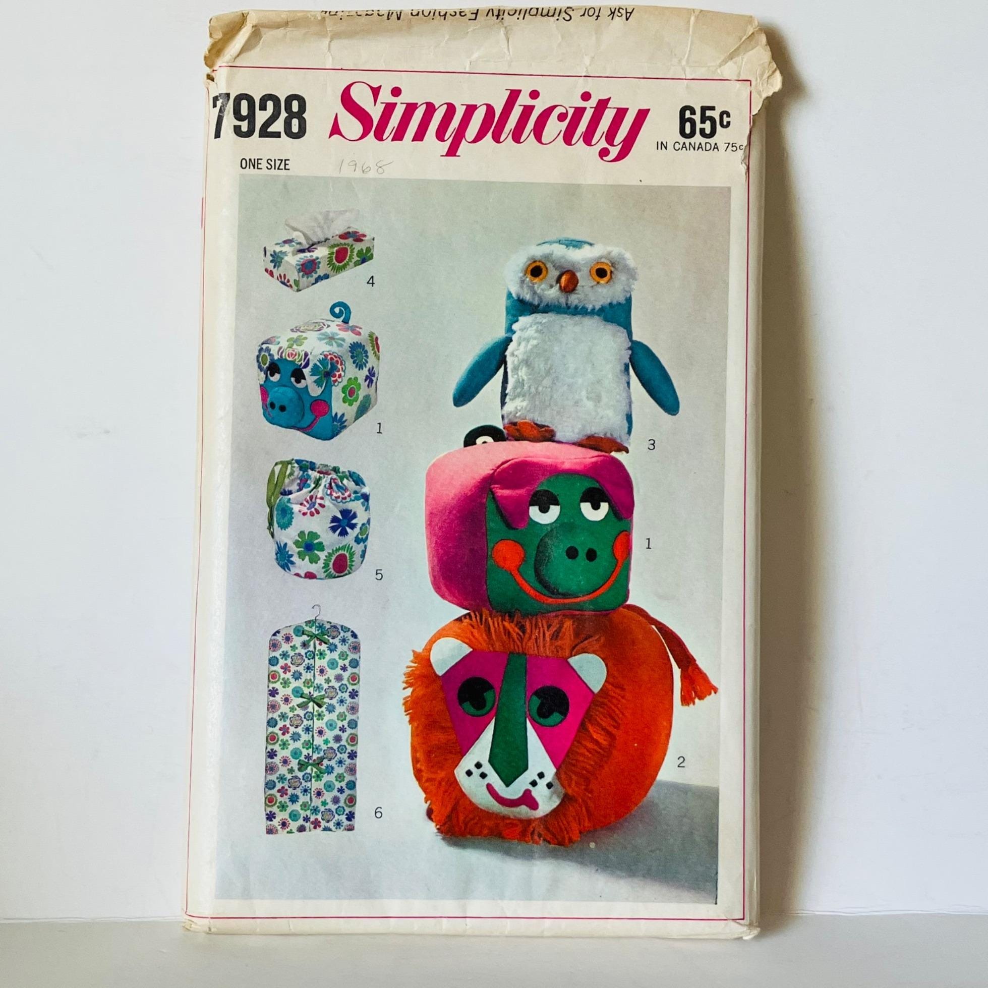 Simplicity 7928 Pig Lion Owl Pillow Tissue Box Curler Bag Sewing Pattern UNCUT