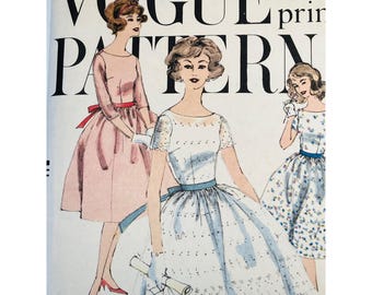 50s Vintage Vogue 1618 B29 Full Skirt Party Dress with Sleeves Sewing Pattern UC