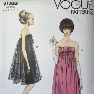 Può includere: Modello di cucito Vogue Patterns V1885 con due abiti senza spalline. Uno è nero con un rivestimento a pois, l'altro rosa con un fiocco. Il modello include informazioni sulle taglie.