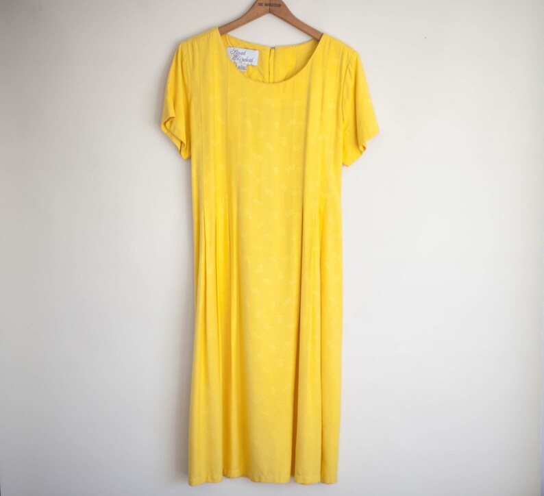 yellow pineapple dress