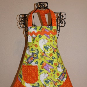 Child&#39;s Girls Small Halloween Apron