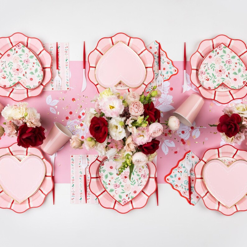 Pink & Red Floral Guest Towels - Thumbnail 2