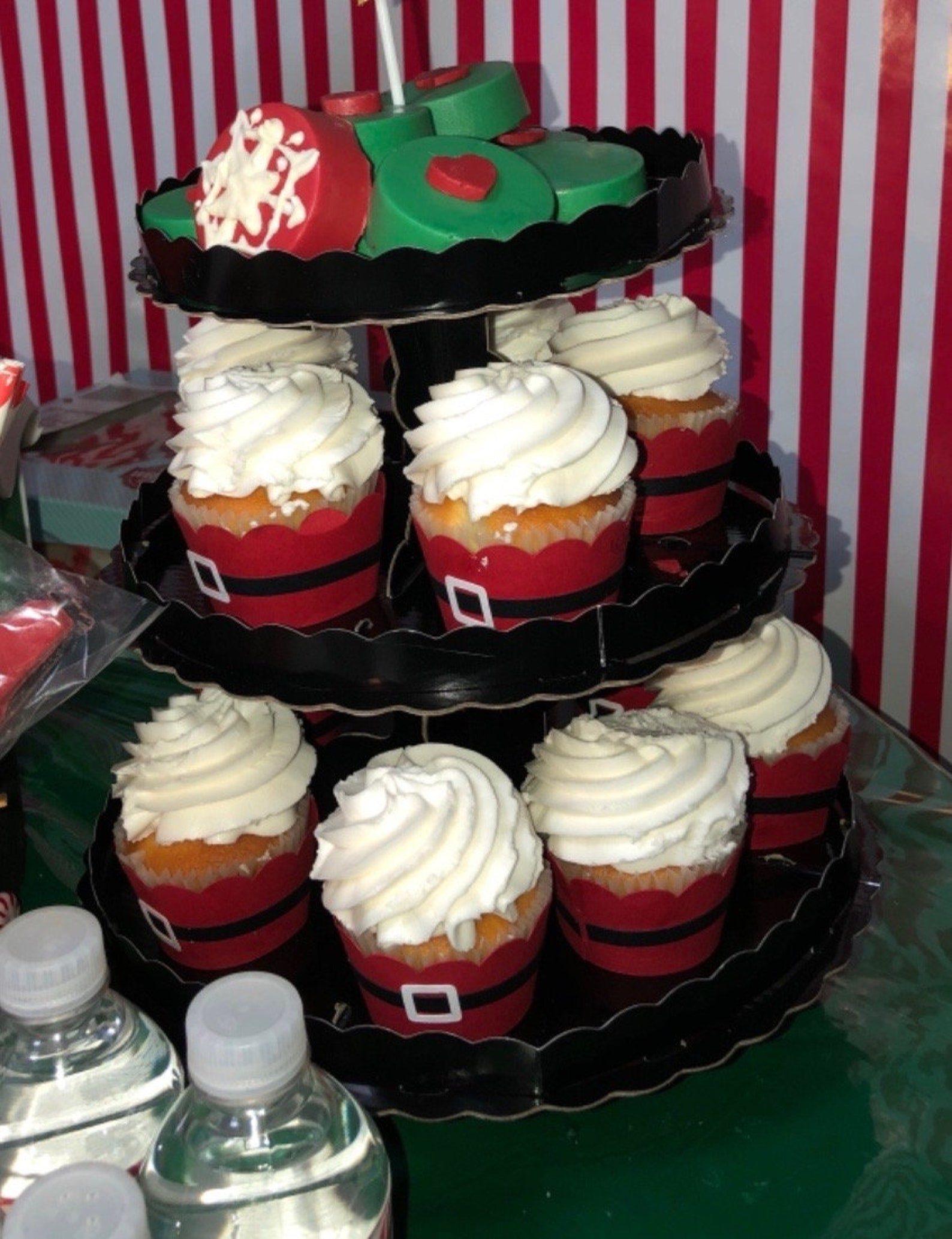 Christmas Cupcake Wrappers Christmas Wrappers Christmas Etsy