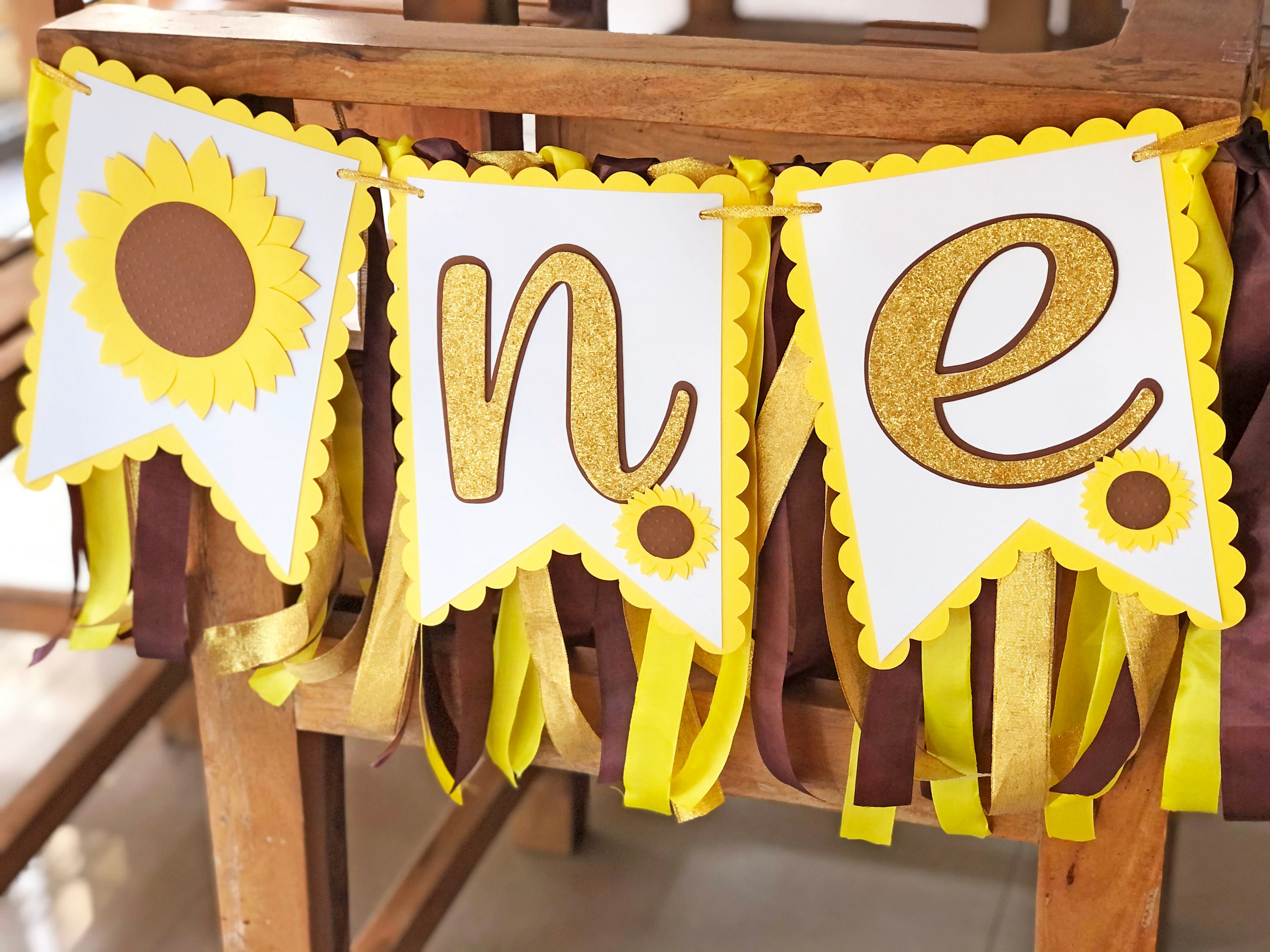 Sunflower High Chair Banner Girl First Birthday Banner One Smash Cake Garland Sunflower Theme Decor Party Decorations