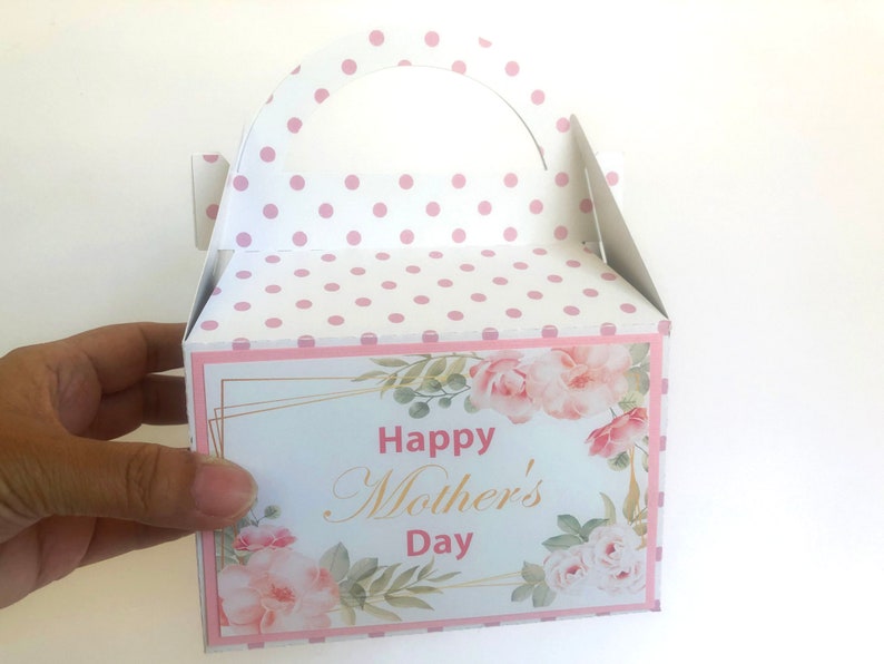 Mothers Day Gift Box, Personalized Mother's Day Favor Box, Gift for Mom, Her image 5