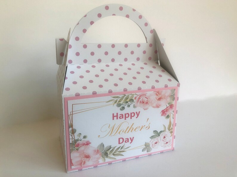 Mothers Day Gift Box, Personalized Mother's Day Favor Box, Gift for Mom, Her image 4