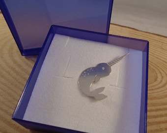 Sterling Silber Narwhal Pin Brosche, Tierschmuck, Einhorn des Meeres, Narwhal Schmuck