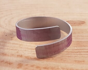 Handmade Anodized Aluminum Adjustable Ring: Purple Stripe Crossover