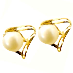 18K Yellow Gold and Pearl Earrings in a Modern Triangle Shape