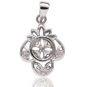 925 Sterling Silver Pendant Setting in Flower Design