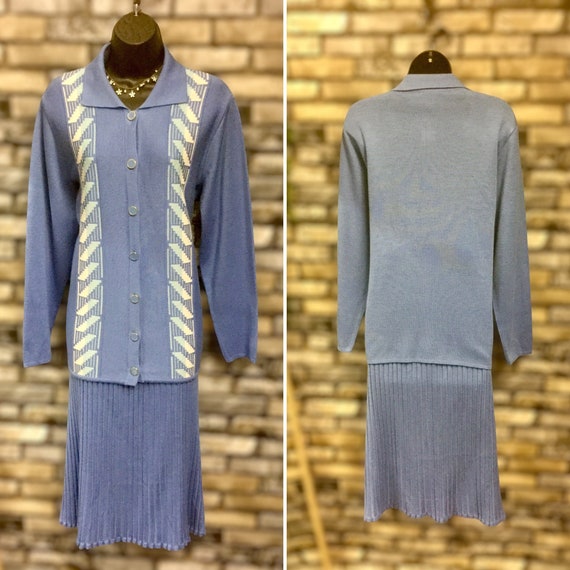 Grazia Italian pale blue two piece knit suit 1970-