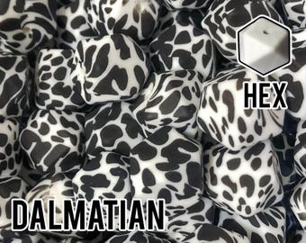 Cuentas hexagonales de silicona dálmata de 17 mm, 5-100 unidades (también conocidas como estampado de vaca, manchas negras, moteadas)