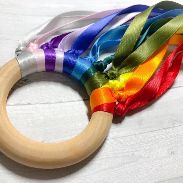 Rainbow Ribbon Wood Ring - Hand Kite - Ribbon Ring - Montessori / Waldorf