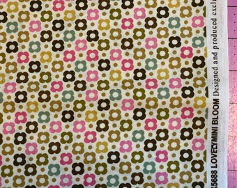 Lovely Mini Bloom Flowers & Dots JoAnn Fabrics by the half yard