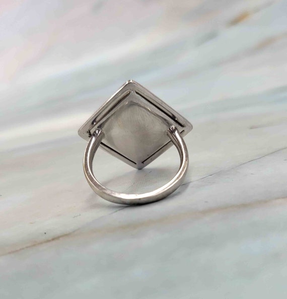 14K White Gold Ammolite and Diamond Ring - image 6