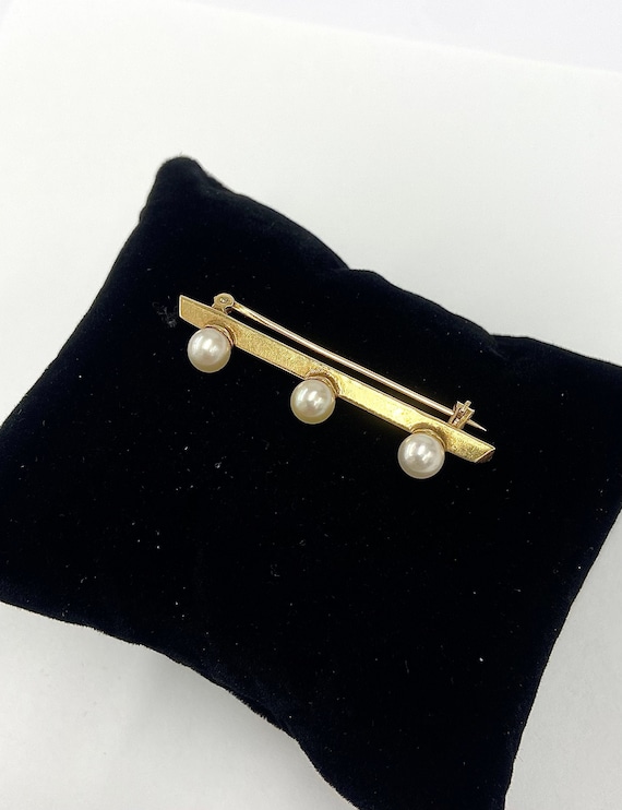 Estate 14K YG Pearl Brooch