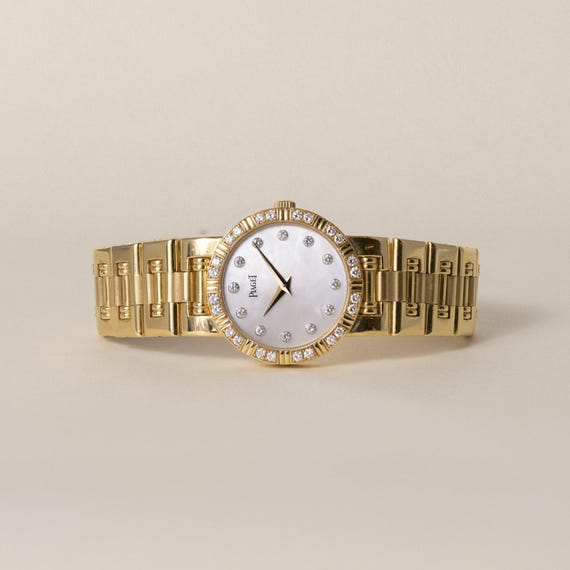 Vintage 18k Piaget Dancer Diamond Dial and Bezel Ladies Watch