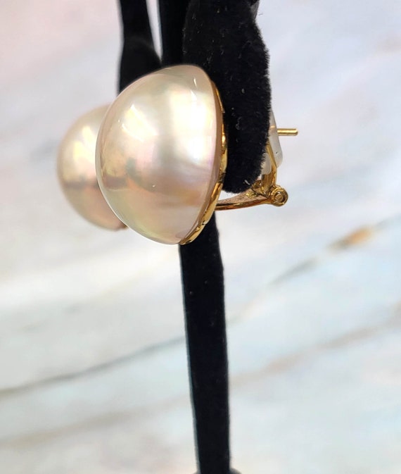 Vintage 18K Gold Classic Large 20mm  Mabe Pearl F… - image 3