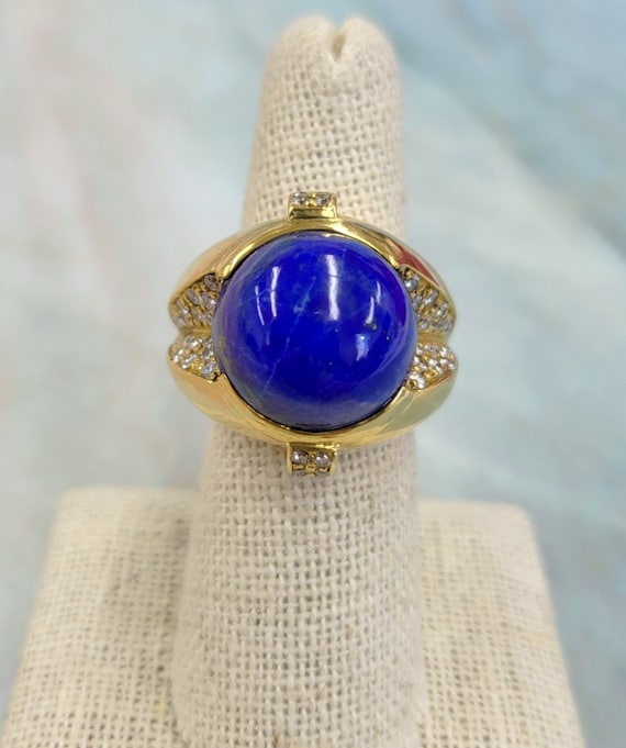 Vintage 18K YG Lapis Lazuli and Diamond Retro Ring