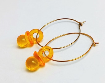 Boucles d'oreilles tétine,Bijoux orange,Genre neutre,Boucles d'oreilles des années 90,Cadeau pour lui/elle,Cadeau spécial,Made in Amsterdam,Bijoux néerlandais,Happy house