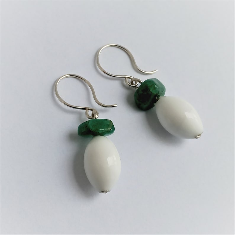 Boucles d'oreilles avec porcelaine et agate verte,Argent et agate,Bijoux en porcelaine,Genre neutre,Cadeau unique,Cadeau spécial pour un être cher/une mère image 3