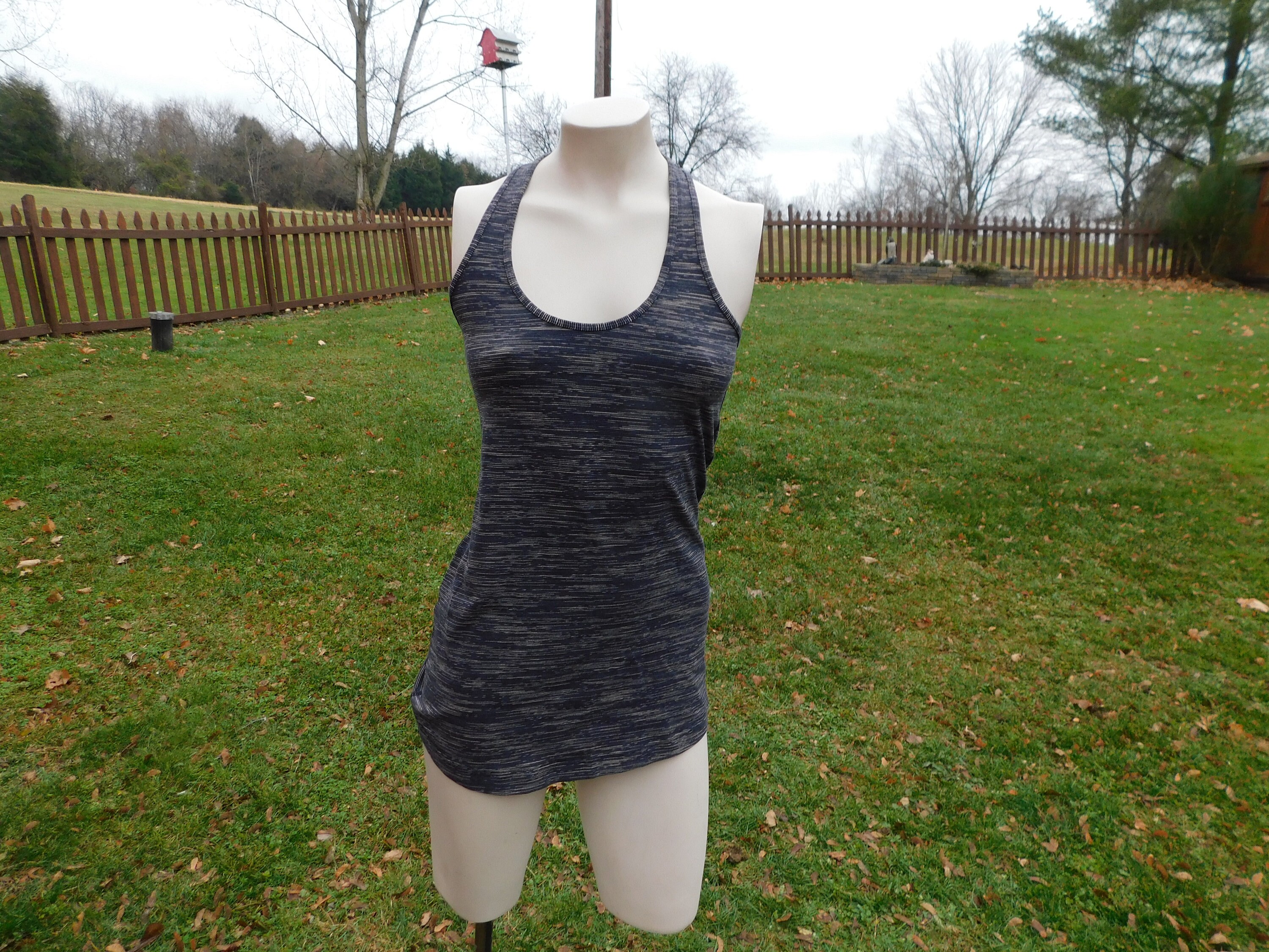 LULULEMON Athletica Womens Workout Tank 