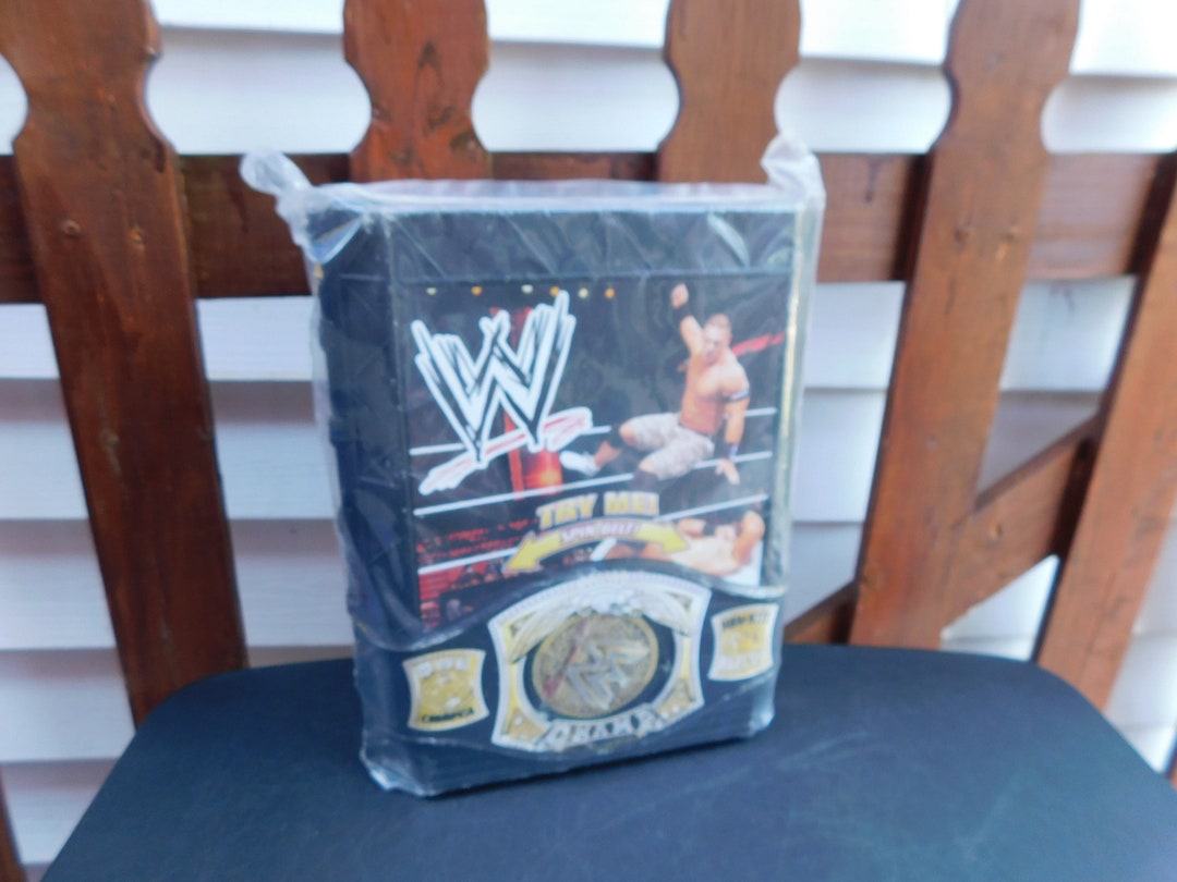 WWE John Cena Wrestling Action Figure Carrying Case Spinning Belt Holds