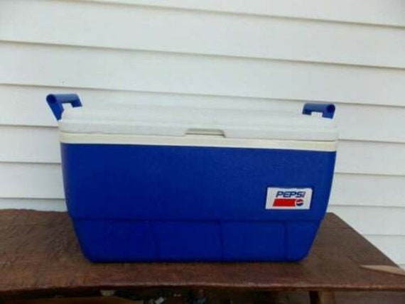 Igloo Pepsi Fishermans Cooler W/ruler Top Ice Chest Drink Storage Fishing  Camp 