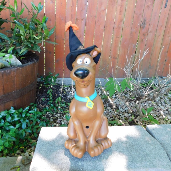 Halloween 2000 Motion Activated Talking Scooby Doo Witch Hat Trick Treat
